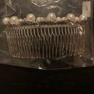 Hair comb never used